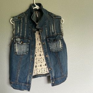 Free people Jean vest worn maybe twice
